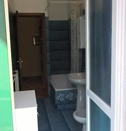 Cavi Al Mare Modern Flat